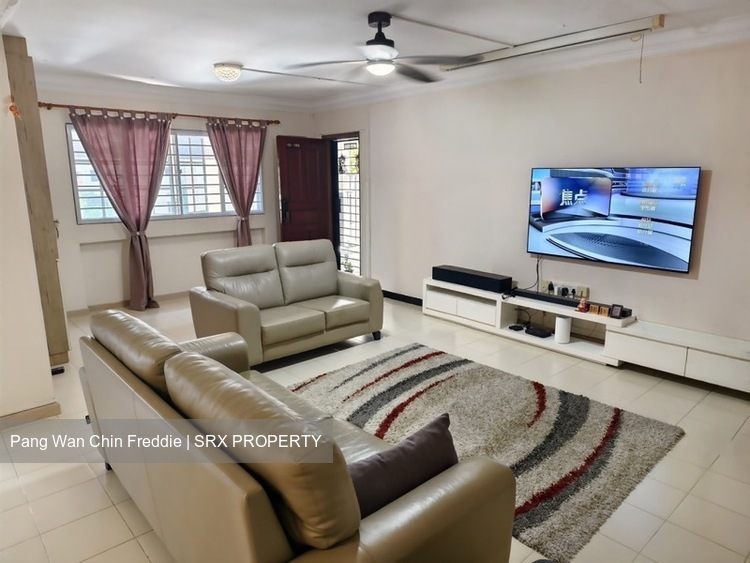 Blk 555 Jurong West Street 42 (Jurong West), HDB 5 Rooms #613695571